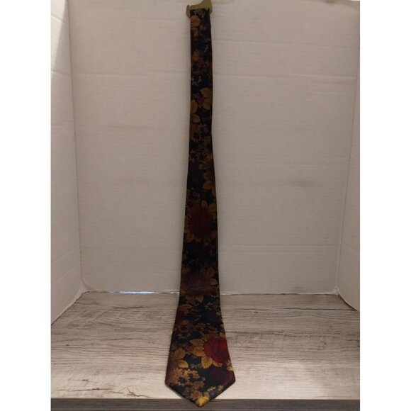 WemSilk Wembley Floral Tie 56" Polyester Made In USA Vintage Gold Burgundy Navy - Picture 1 of 3
